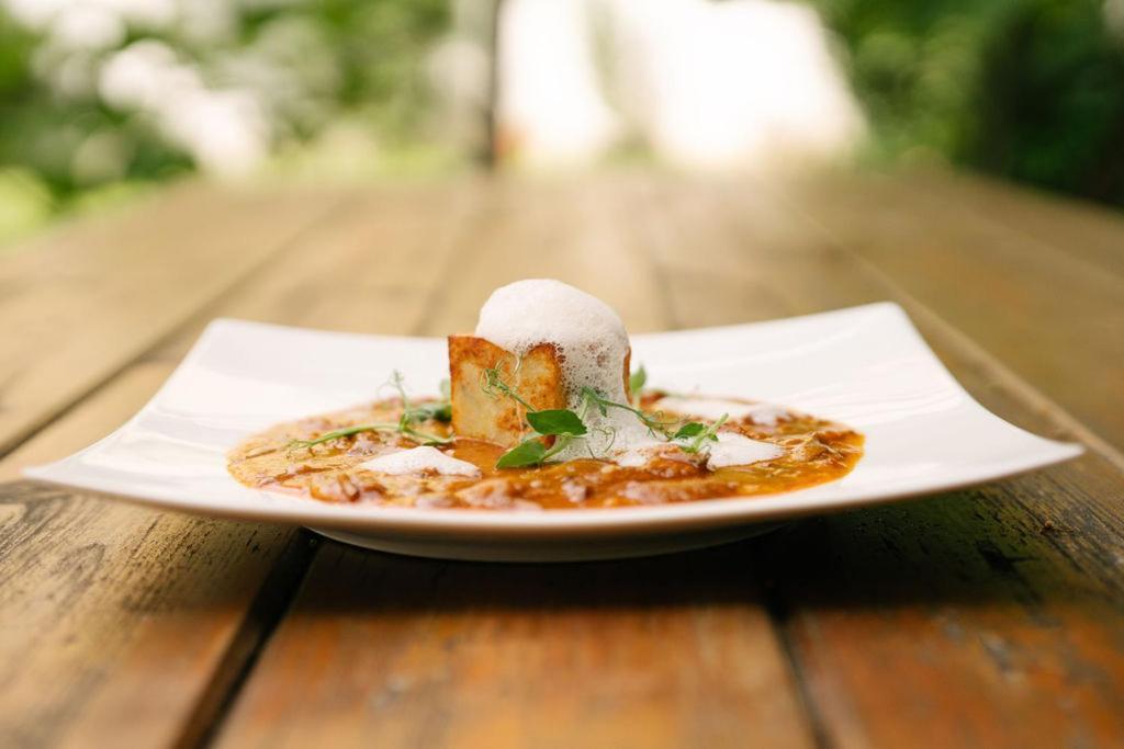 Hotel-Restaurant-Vinothek Felix Sommer Auersthal Kültér fotó